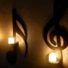 ديكور حوائط مضئ نوته (3) تفاصيل إضاءة LED في ديكور حائط موسيقي من DecorTec
